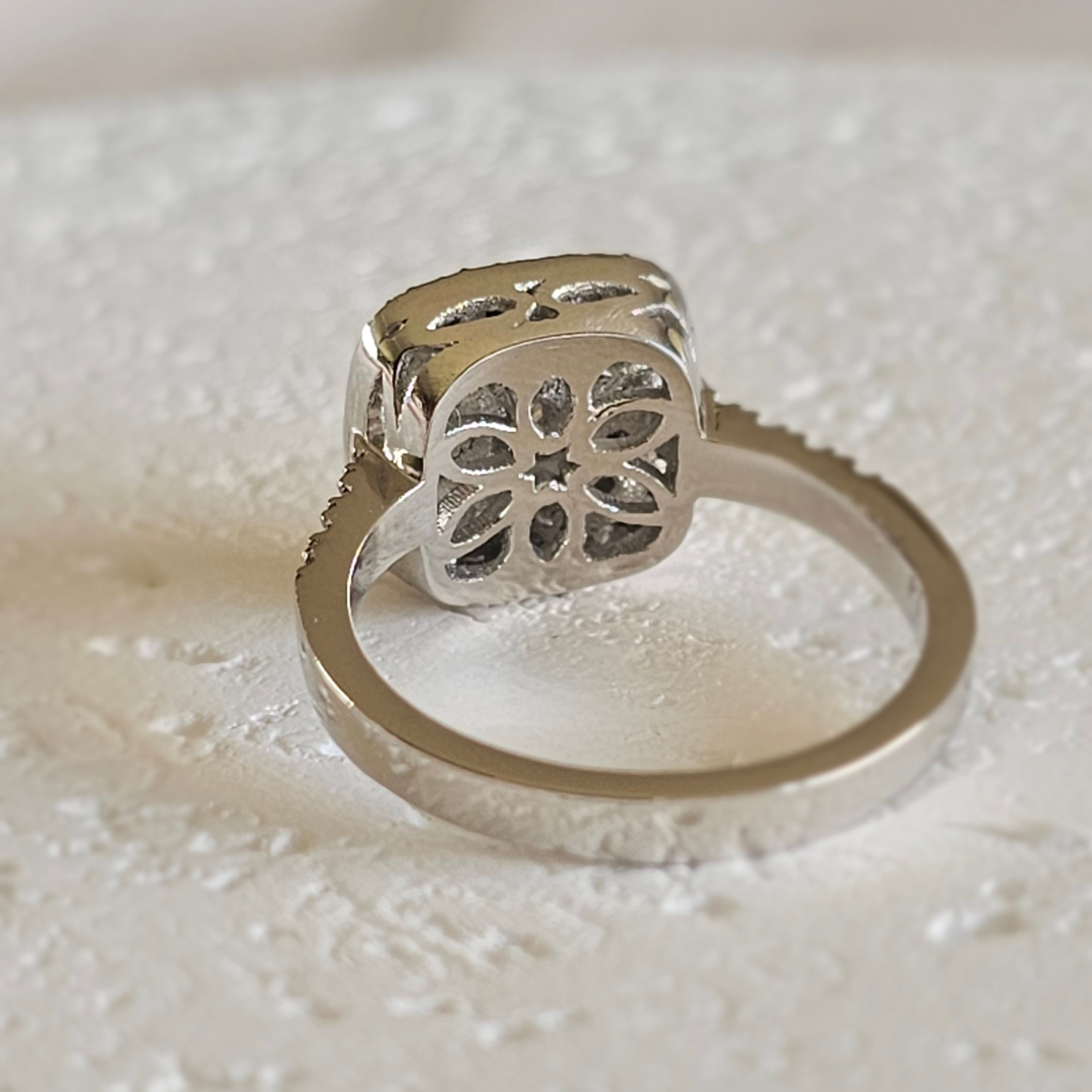 Anillo Dominga