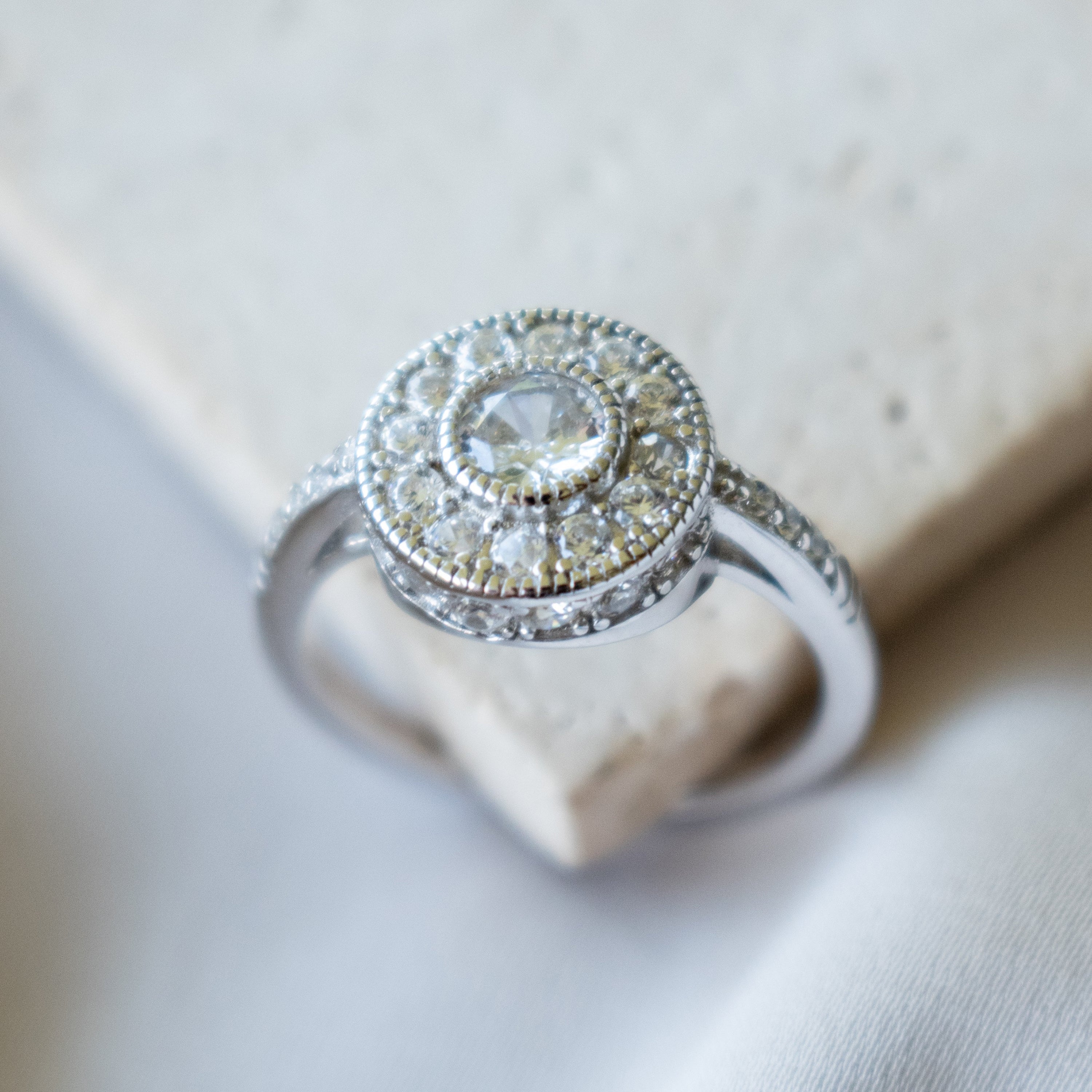 Anillo Halo