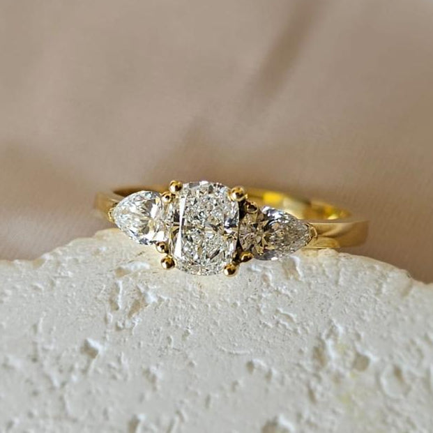 Anillo Madeleine