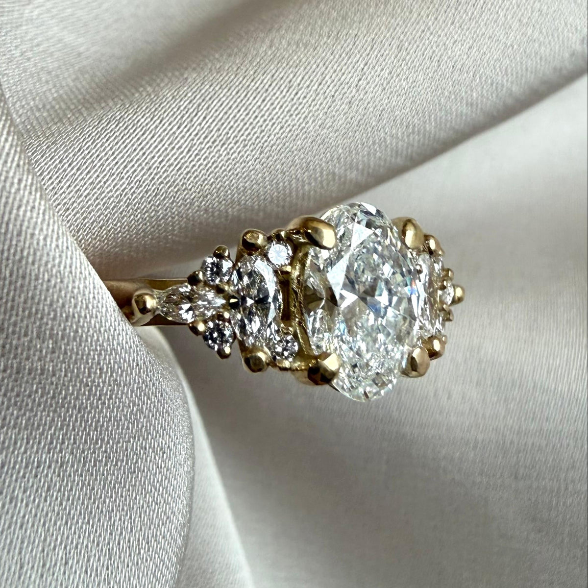 Anillo Biarritz